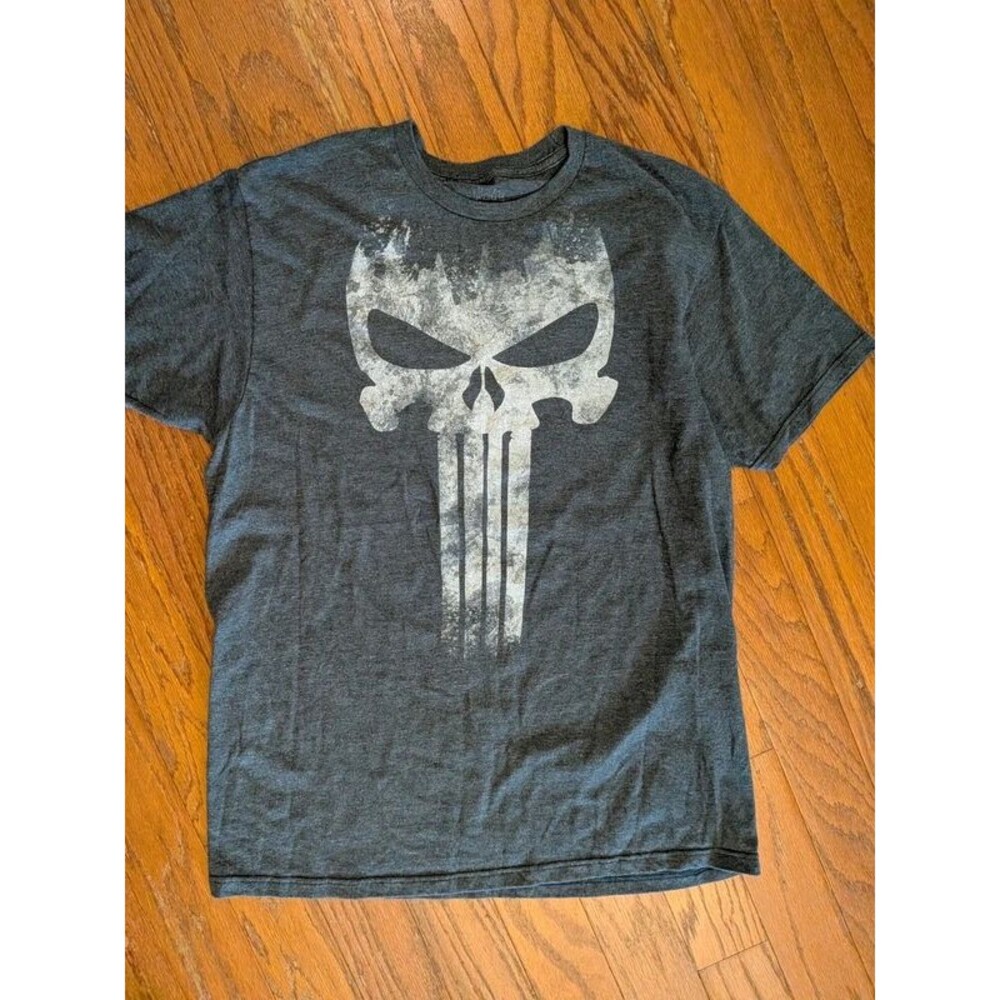 Marvel The Punisher T-Shirt Men’s L Distressed Skull Logo Graphic Tee